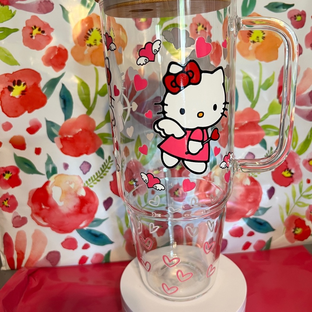 Hello Kitty Clear Glass Tumbler with Pink Hearts